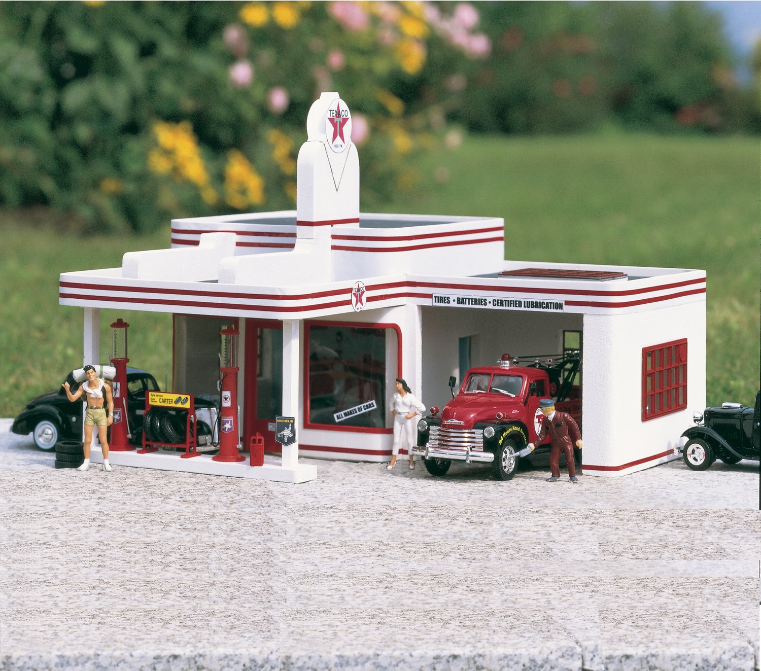 FILLING STATION