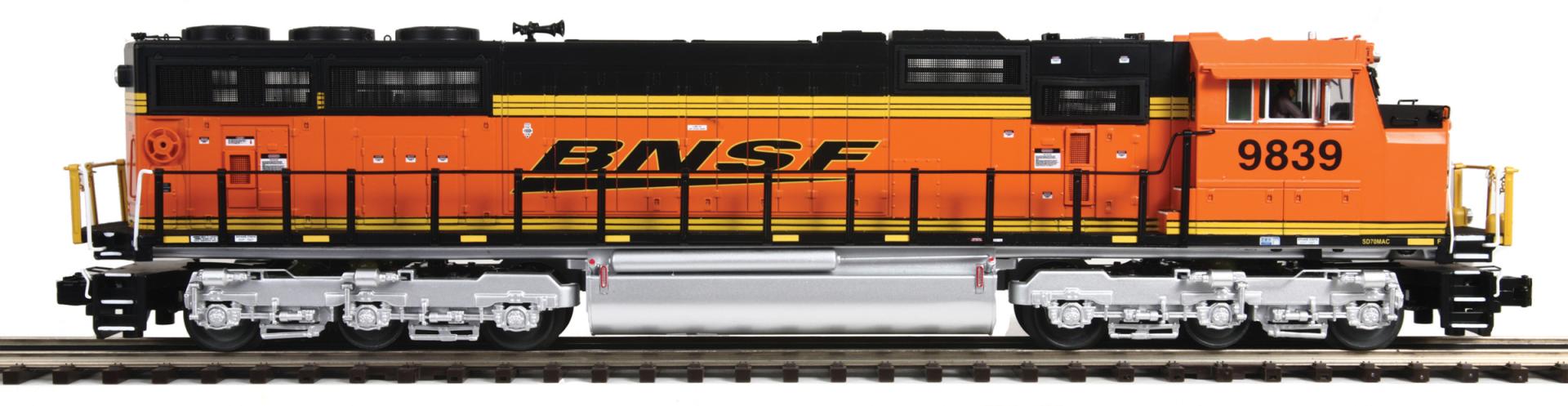 BNSF SD70MAC DIESEL